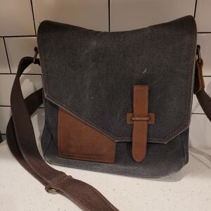 Canvas crossbody bag